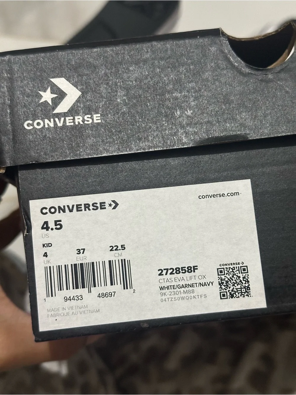 New in Box, Converse White Low-Top Eva Lift Ox Sneaker size 4.5 youth